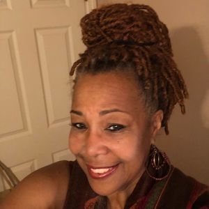 Meet your Posher, Brenda